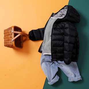 Wholesale 90 down Kidsren's Light down Jacket Short Style Boys and Girls Medium and Large Kidsren's Baby Kidsren's Clothing Autumn and Winter Outwears