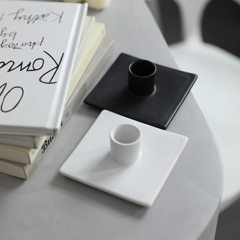 Moderno simple blanco y negro cuadrado cerámica aromática decoración para el hogar decoración de la base de la vela