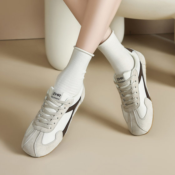 ZHR is wear-resistant flat-bottomed German training shoes new ultra-light lazy one-step cute casual versatile women's shoes ins