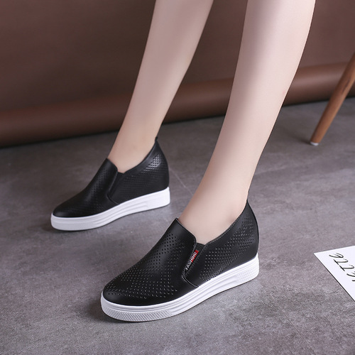 2025 Spring/Summer Height-Increasing White Sneakers for Students, Korean-Style Casual Women's Shoes, Breathable Leisure Footwear