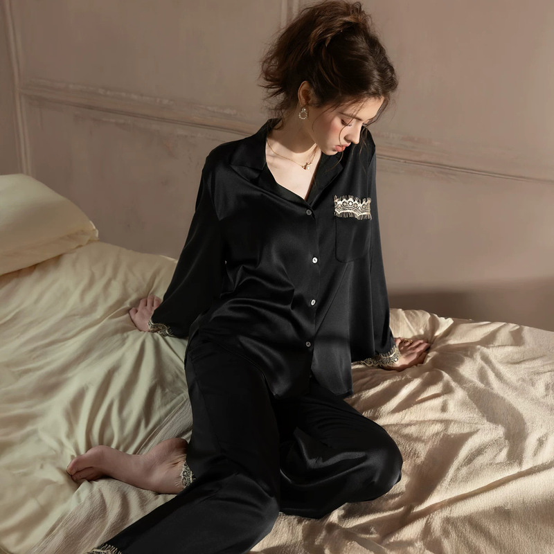 Plus-Size Spring and Autumn Pajamas, Ice Silk Lace Shirt, Long-Sleeve Two-Piece Set, Loose Silk Loungewear, Suitable for Outdoor Wear, Women's Summer Plus-Size Spring and Autumn Pajamas, Ice Silk Lace Shirt, Long-Sleeve Two-Piece Set, Loose Silk Loungewear, Suitable for Outdoor Wear, Women's Summer