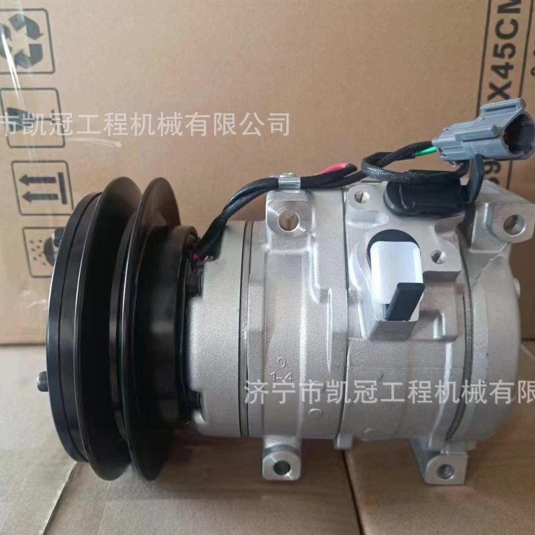 销售8220 822 8260压路机油缸空调压缩机蒸发箱滤芯玻璃