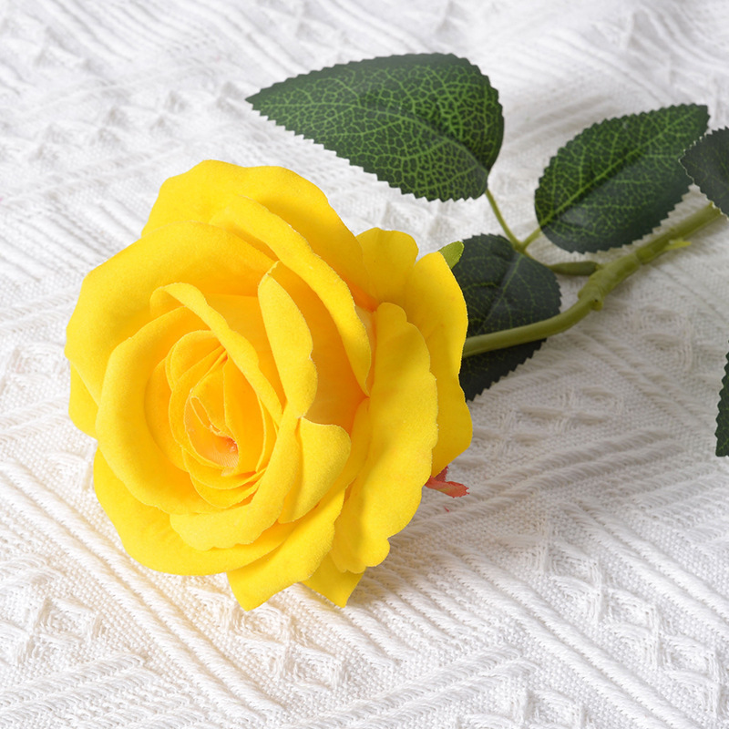 フランネルのバラの花をシミュレーションしてバレンタインデーの家庭の結婚式の装飾の花の壁の手触りは花の人工造花をシミュレーションします。|undefined