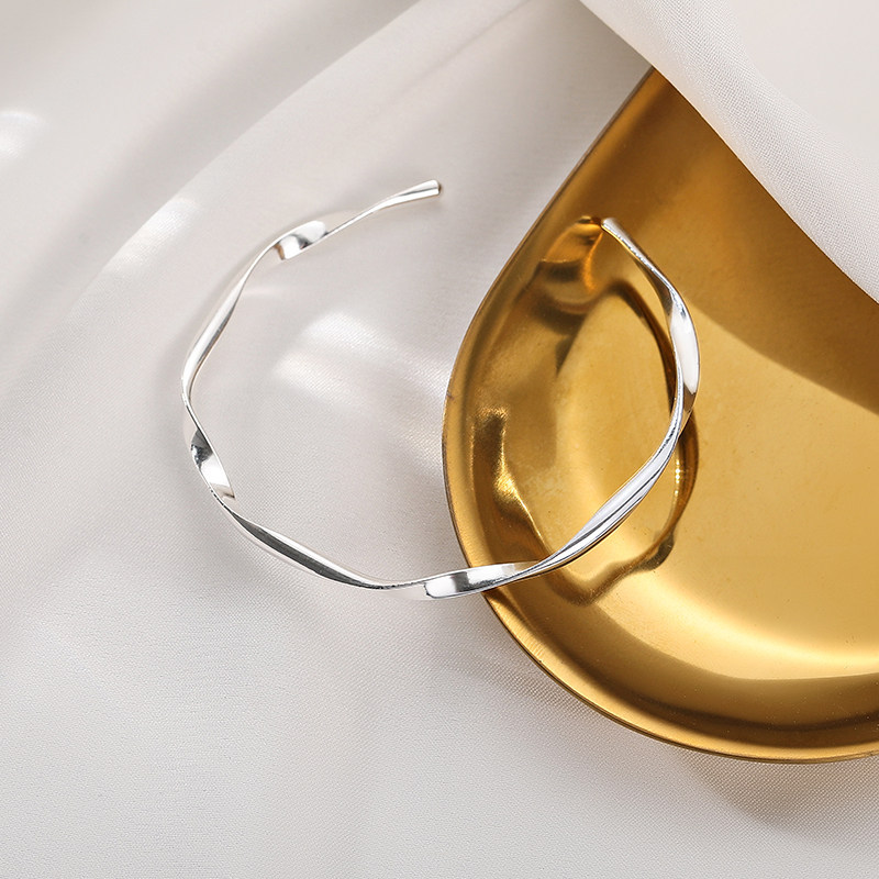 S925 plata esterlina anillo Mobius pulsera joven pulsera nicho diseño alto sentido pulsera femenina apertura