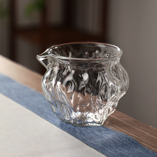 Japanese-Style Patterned Glass Fair Cup Tea Set Large Capacity Walnut Fair Cup Hammered Fair Cup Tea Divider Kung Fu Accessories Heat-Resistant