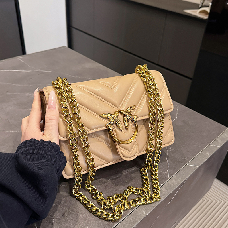 New Cross-Border Pu Shoulder Bag with a Fashionable and Exquisite Diamond Chain Strap Design, Versatile and High-End Portable Crossbody Bag