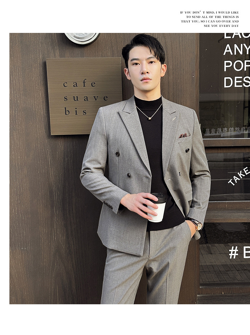 Completo uomo slim fit con blazer e pantalone a righe elegante_voghion.com