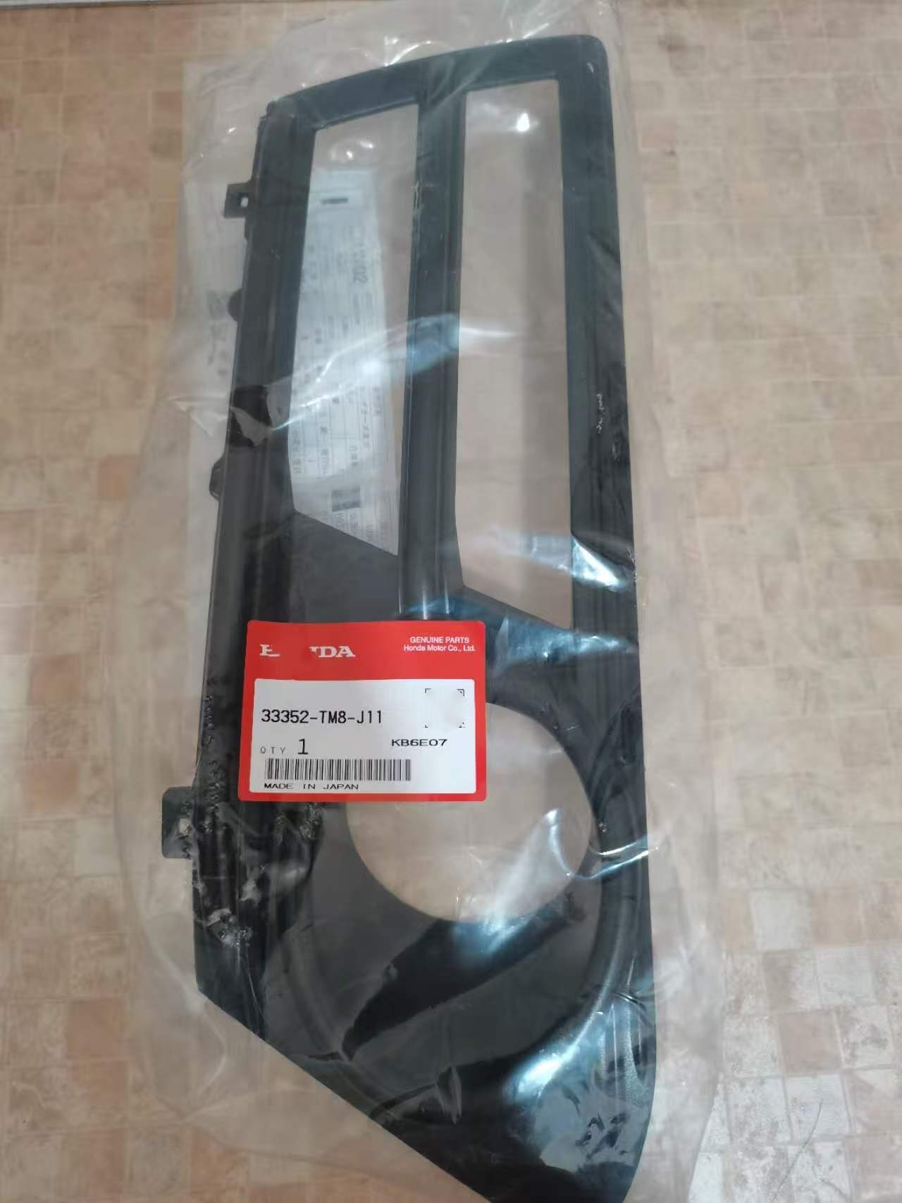 33352-Tm8-J01 33302-Tm8-J01 33352-Tm8-J11 33302Tm8J11 Fog Light Frame