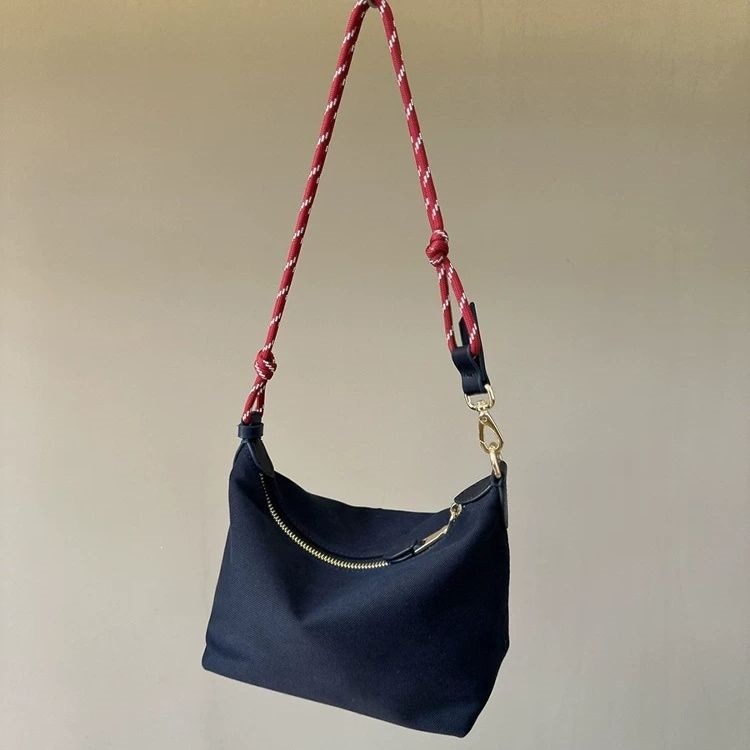 Large Capacity Shoulder Bag