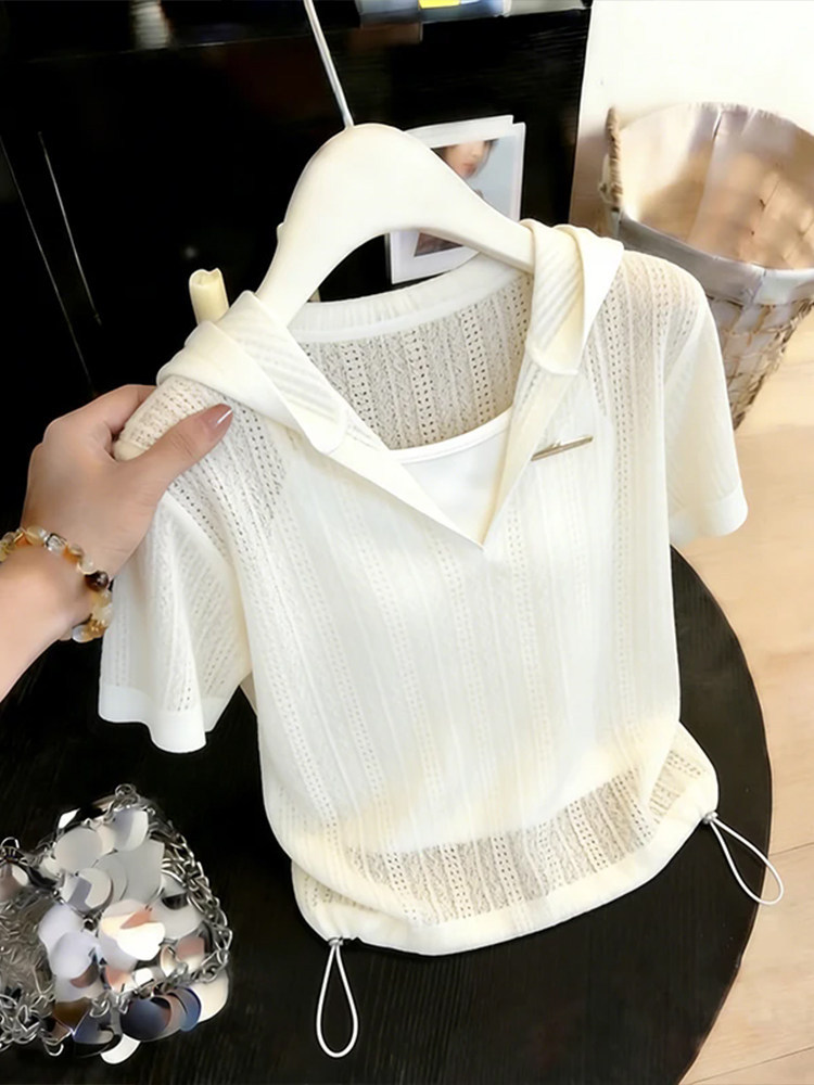 Áo thun nữ tay ngắn cổ Polo phối hai lớp form ôm nhẹ — màu trắng ngà