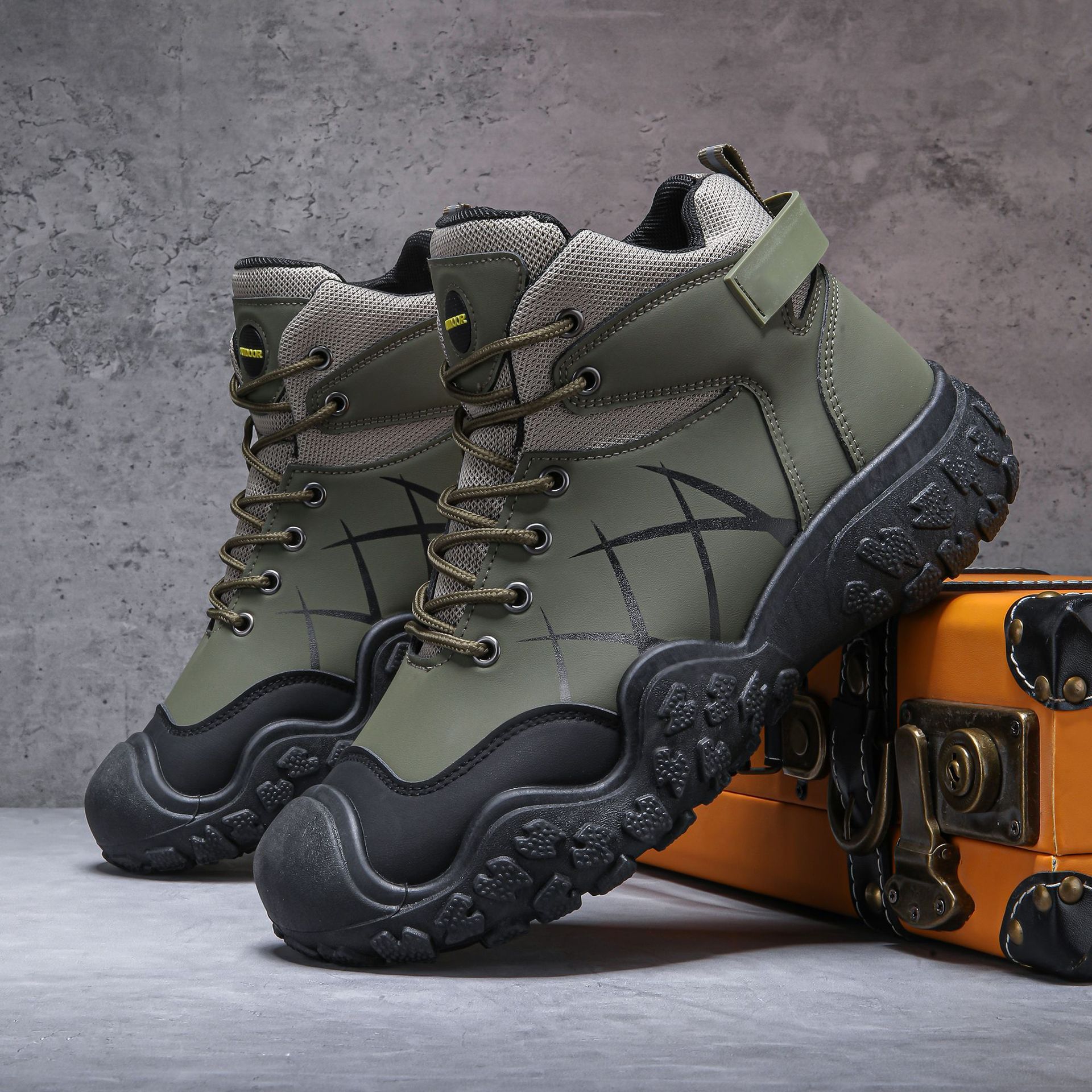 Cross-Border Exclusive Supply of Large-Size Thick-Soled Martin Boots, High-Top Breathable Lace-Up Hiking Shoes, Retro Classic Fashion Martin Shoes