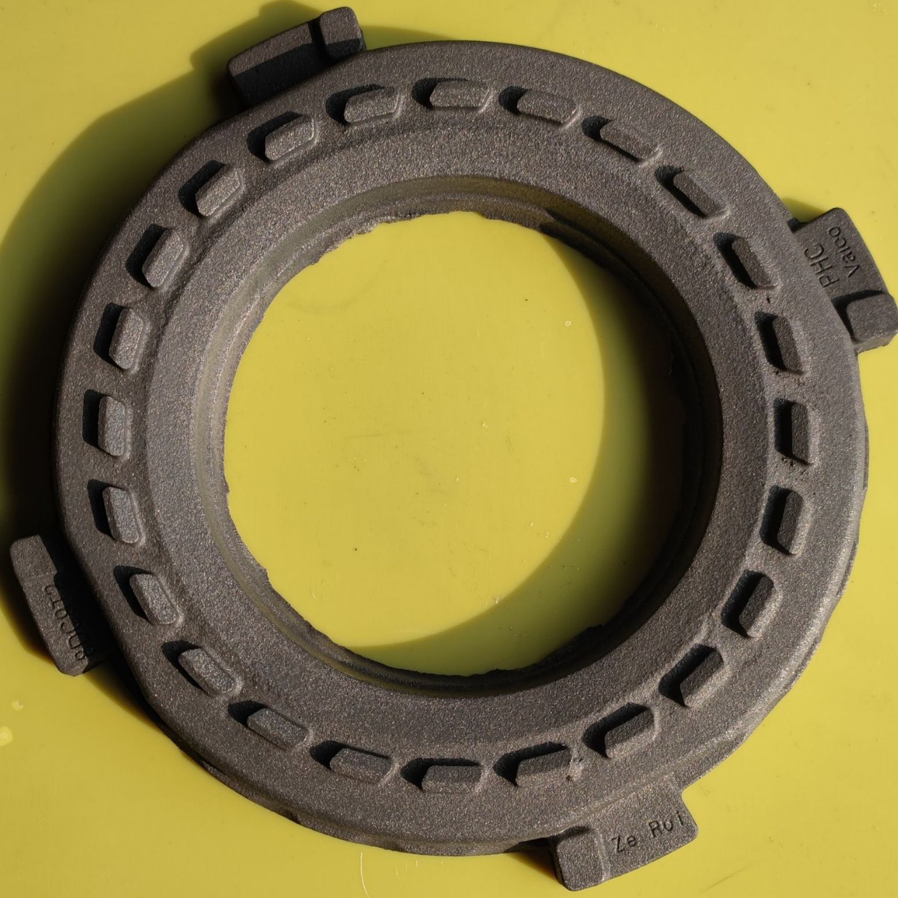 大孔法利奥款离合器压盘铸件毛坯   HT250离合器压盘铸件