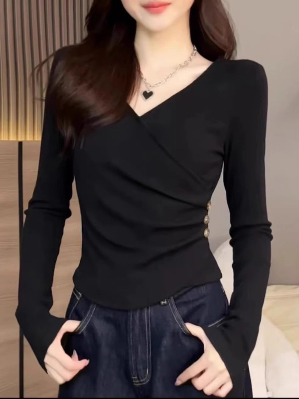 珍黛妮秋季新款时尚装饰扣子上衣女款百搭洋气长袖褶皱气质打底衫|undefined