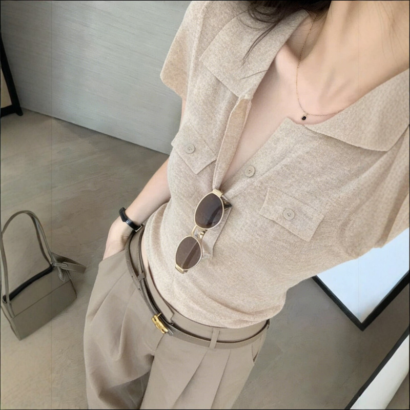 Old Money Style V-Neck Knitted Short-Sleeve T-Shirt for Women, Summer 2026 New Slim-Fit Slimming Polo Shirt with Regular Shoulders Old Money Style V-Neck Knitted Short-Sleeve T-Shirt for Women, Summer 2026 New Slim-Fit Slimming Polo Shirt with Regular Shoulders