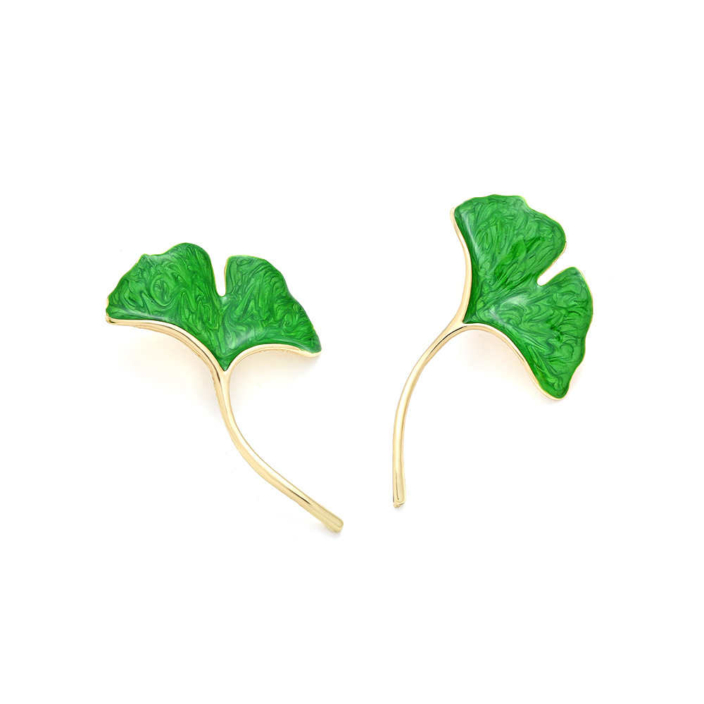 1 Pair Simple Style Ginkgo Leaf Enamel Zinc Alloy Ear Studs display picture 5