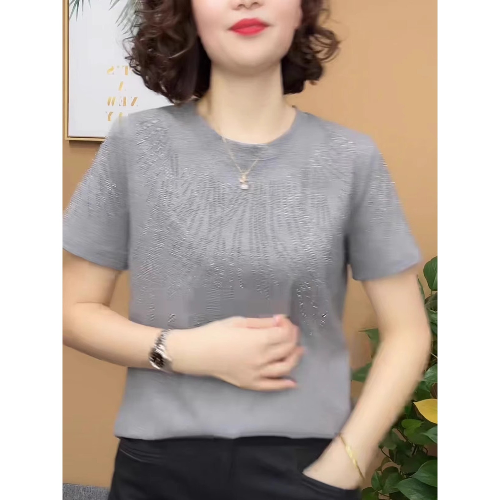 洋气短袖妈妈装夏季时尚宽松圆领上衣运动休闲遮肉显痩T恤A3715