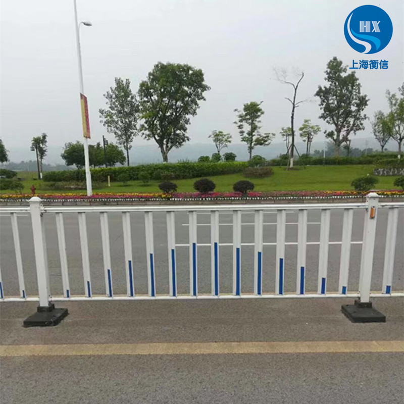 市政围栏塑钢护栏 道路隔离栏 小区绿化围栏 防护栏杆马路隔离栏