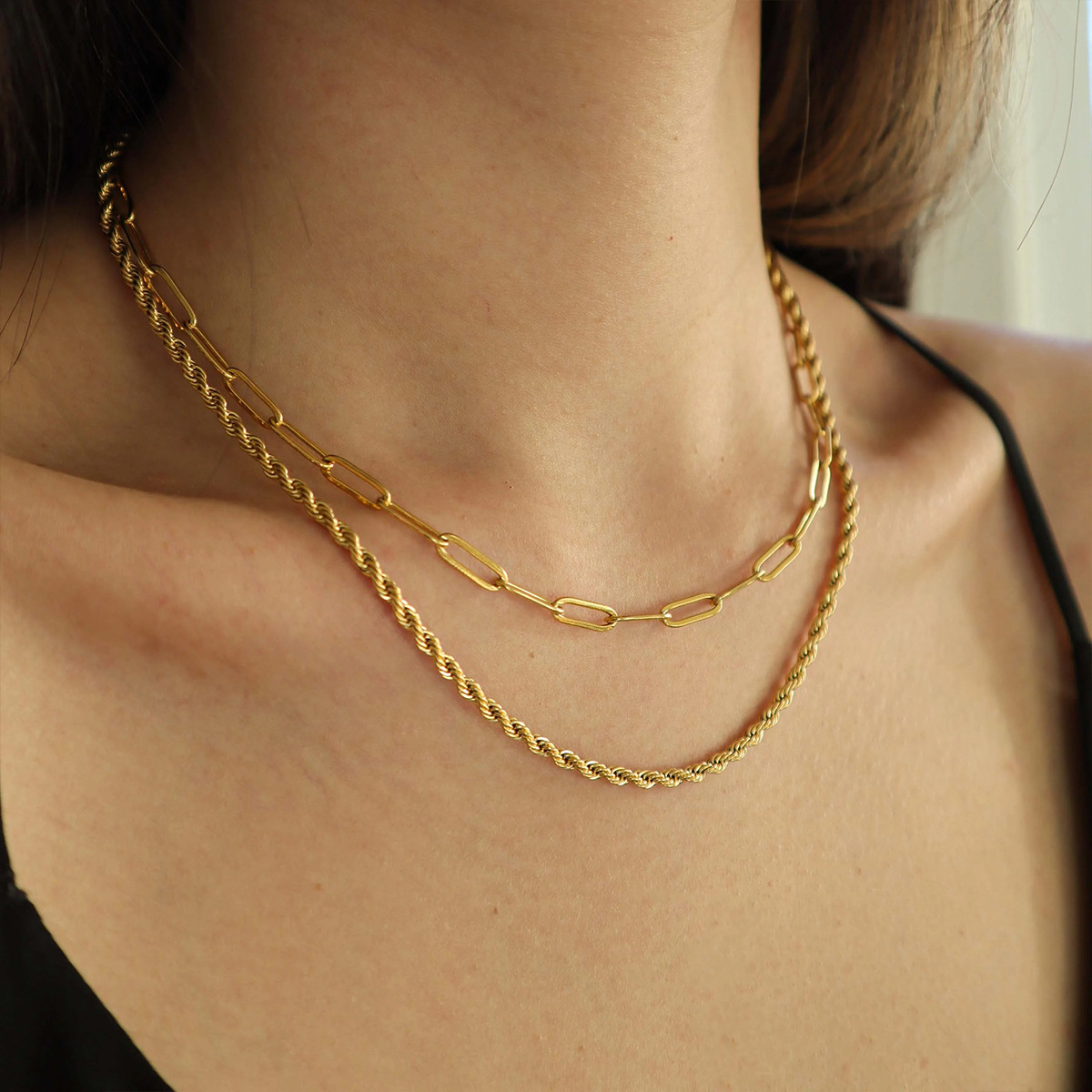 Minimalistische Layer-halskette Mit Filigraner Goldkette_voghion.com