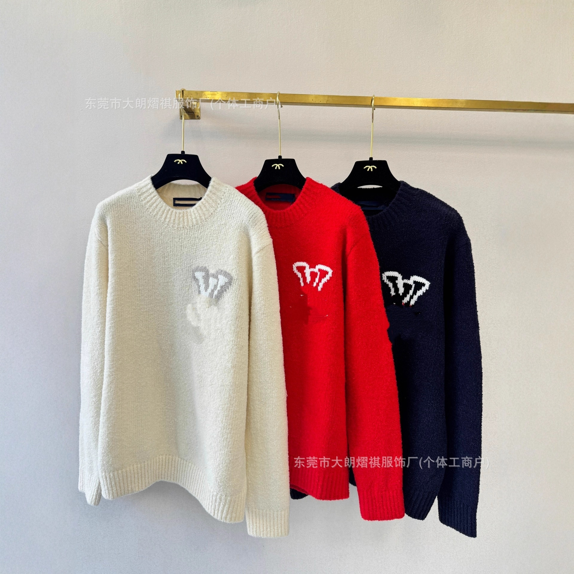 深圳南油货L家~顶~级版本 25早秋新款 双面嵌花logo圆领针织长袖