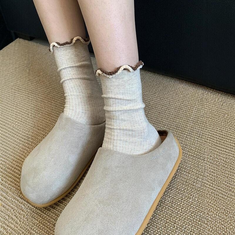 Autumn and Winter Daily Wai Sense Korean-style Ins Two-color Lace Workers' Woven Stacking Socks Contrast Color Leggings Wear Mid-length Socks