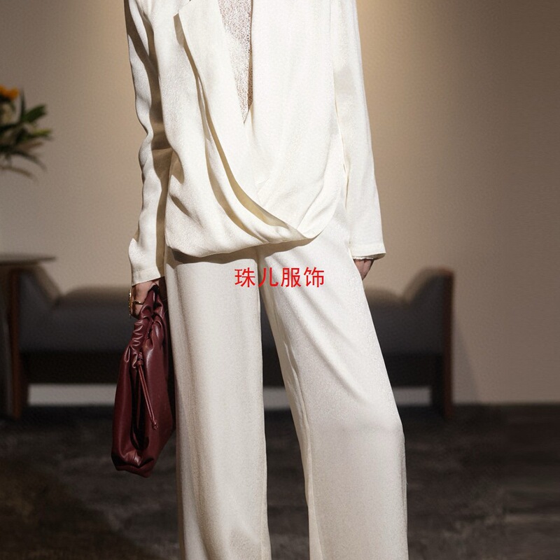 Suit Collar Shirt, Spring and Summer Business Commuter Pants Set, Women's Elegant Low-Neck Two-Piece Set, Straight-Leg Fashion Suit Collar Shirt, Spring and Summer Business Commuter Pants Set, Women's Elegant Low-Neck Two-Piece Set, Straight-Leg Fashion