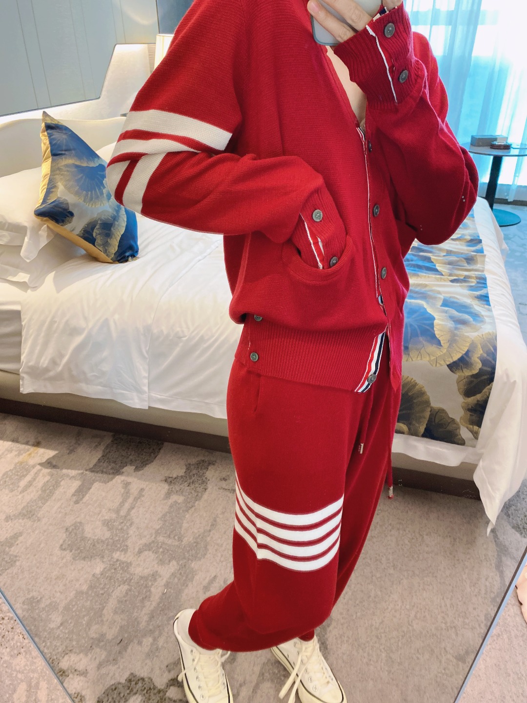 o_1faka87nklsbe1i1fs717bh1tdtl