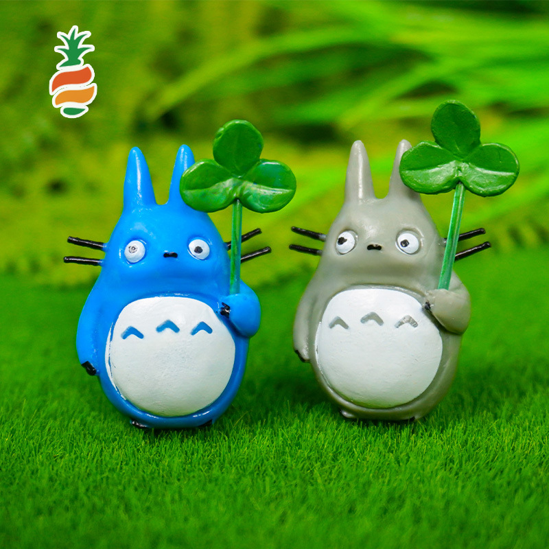Pequeño tanque de peces DIY Totoro pequeños adornos tanque de peces trébol elevación hojas Miyazaki anime decoración del coche muñeca