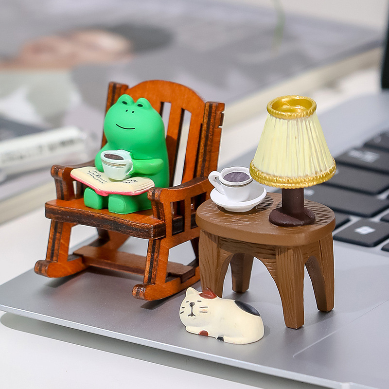 Desktop Ornaments, Creative Frog Rocking Chair, Cute Decorations, Healing and Decompression Dolls, Photo-Taking Desk Ornaments