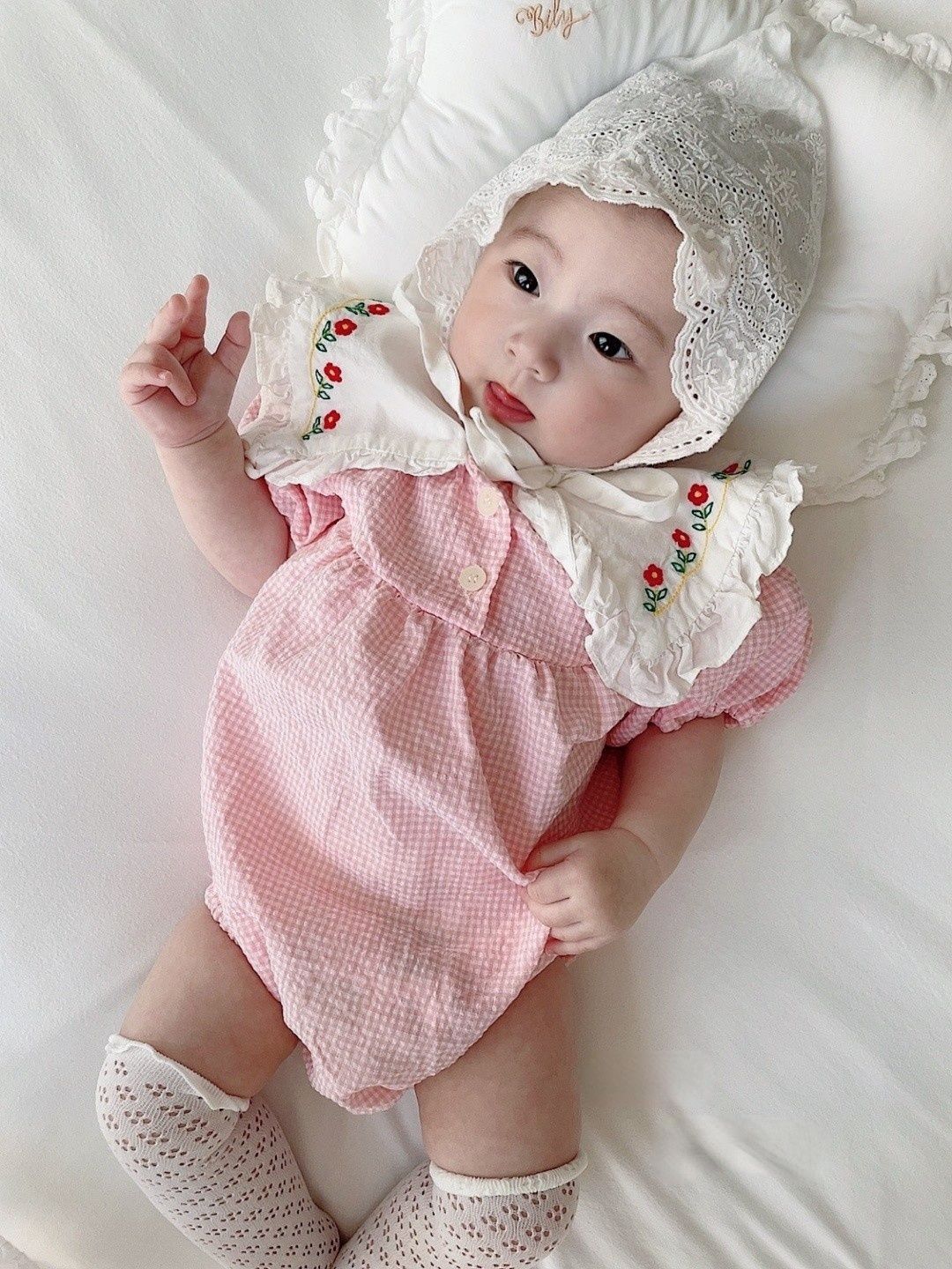 Estilo coreano niñas bebé solapa mameluco ins verano recién nacido Plaid bordado mono suelta triángulo mameluco