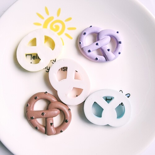 Bagel biscuit donut cream glue mobile phone case diy resin jewelry accessories hairpin hair accessories material