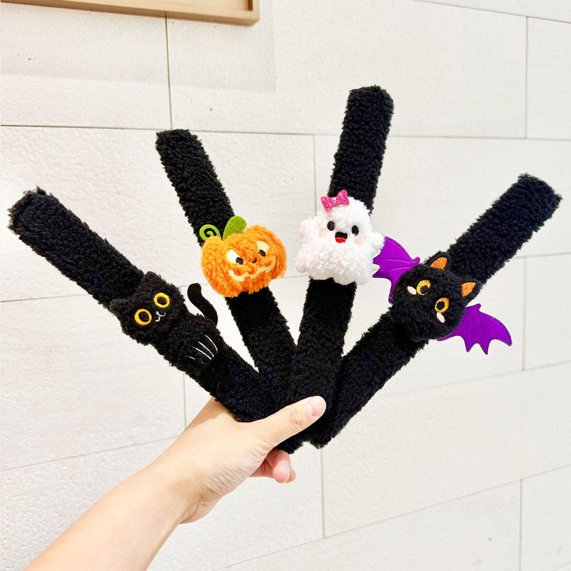 Cross-Border New Product Halloween Snap Ring Plush Doll Bracelet Decoration Holiday Party Dress up Snap Ring Toy Cross-Border New Product Halloween Snap Ring Plush Doll Bracelet Decoration Holiday Party Dress up Snap Ring Toy