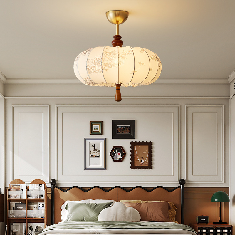 Araña de dormitorio de estilo antiguo francés, tela de impresión de estilo Nanyang retro, lámpara de estudio de casa de familia, lámpara de dormitorio principal de viento silencioso