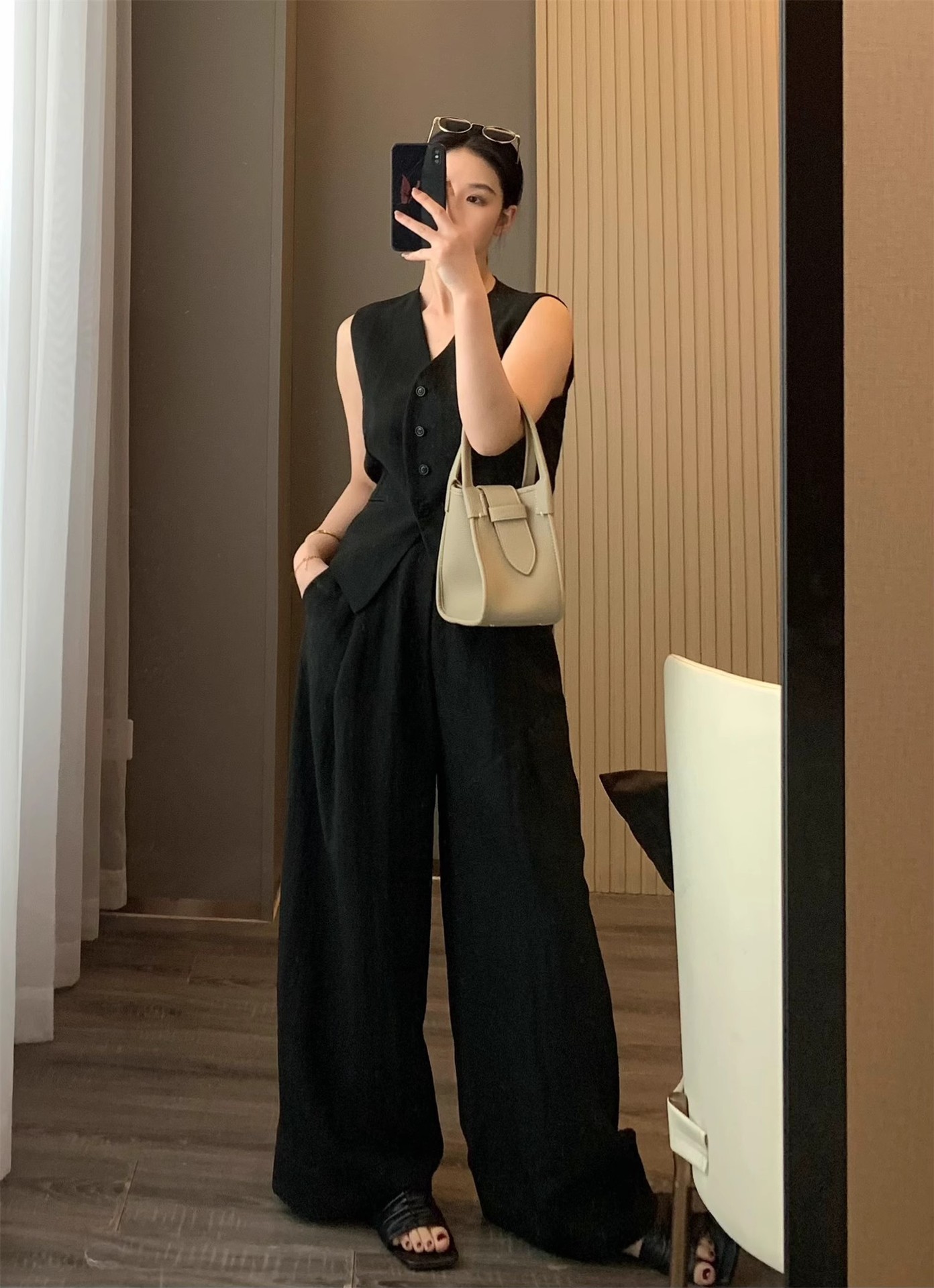 검은 양복