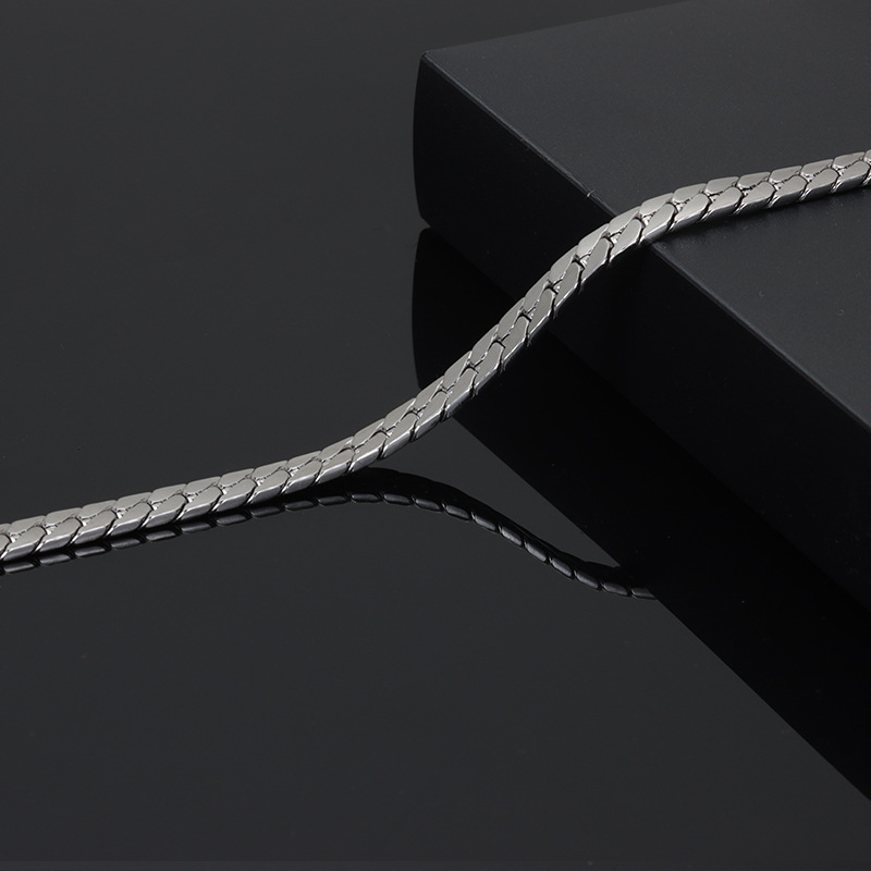 Collier pour homme en titane poli à quatre côtés, crypté, carré plat, chaîne de pull cubaine en acier inoxydable NK_voghion.com