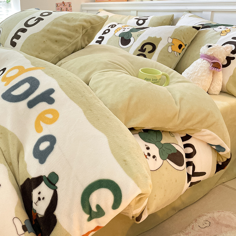 Juego de cuatro piezas de lana de leche gruesa de invierno 2024 nuevo traje de tres piezas de lana de coral más terciopelo cálido de invierno