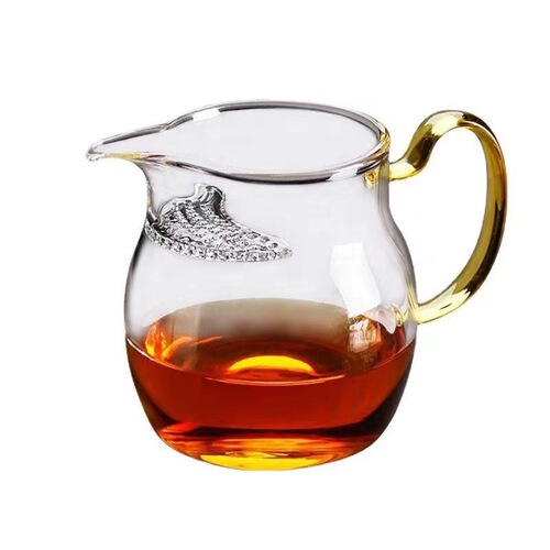 Thickened glass fair cup tea leak integrated large-capacity tea dispenser green tea tea cup filter heat-resistant crescent male cup