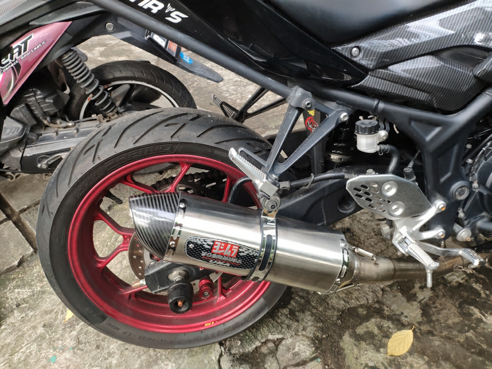 Motorcycle Yoshimura R77 modified exhaust pipe full carbon fiber tail section exhaust MT07 R3 GSX250R Kawasaki