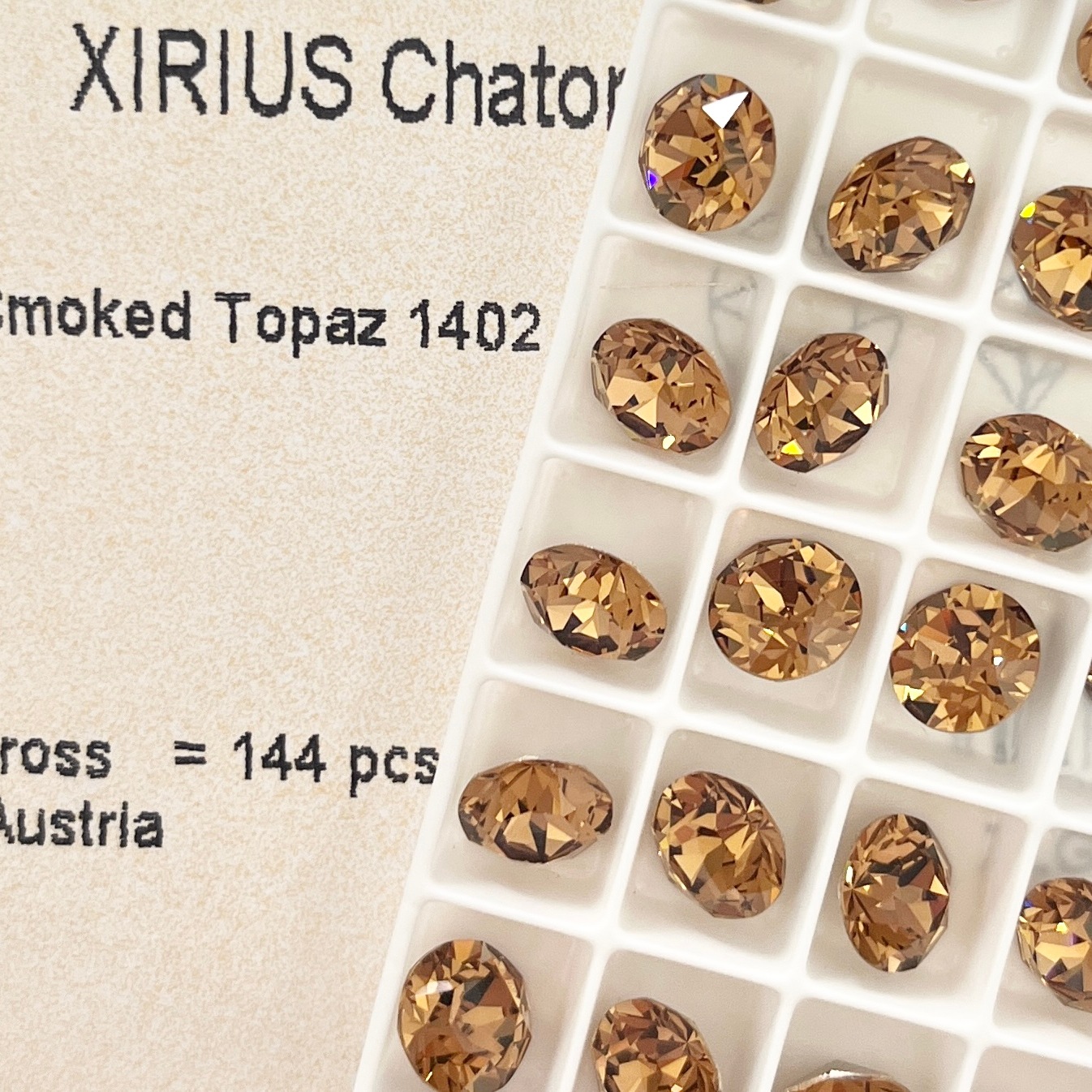 1402 라이트 토파즈