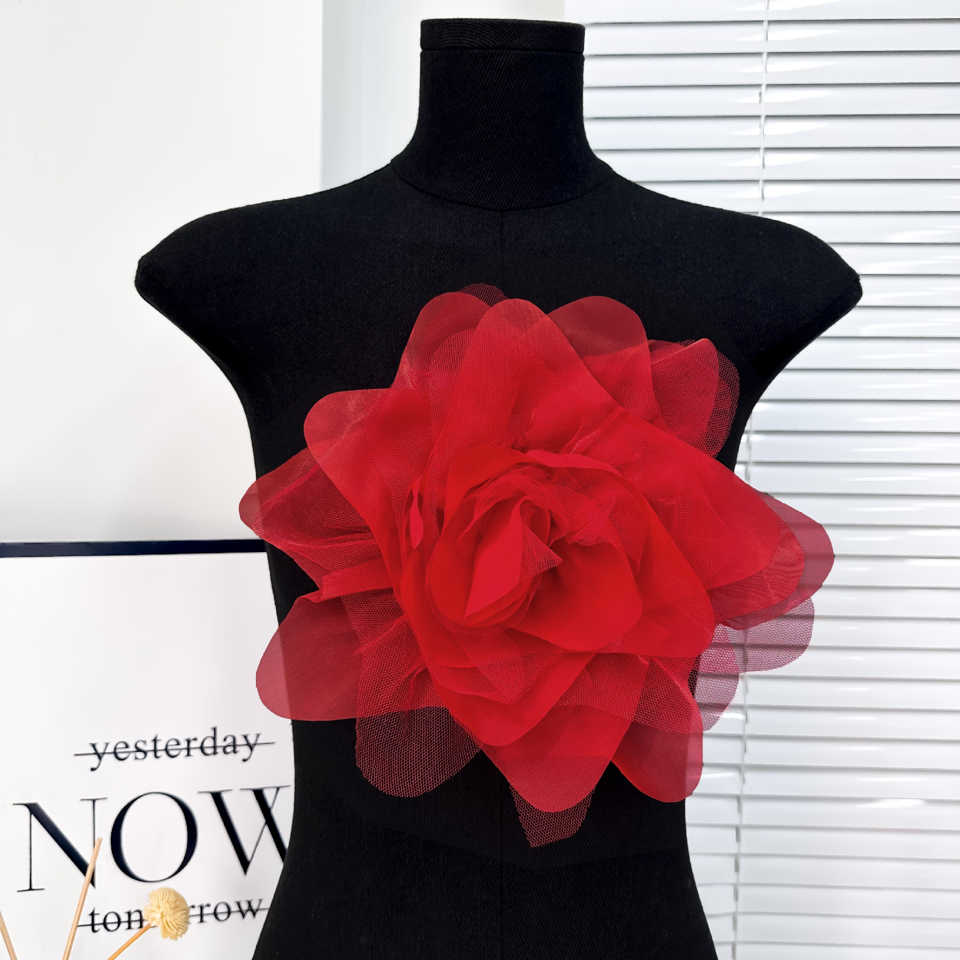 27cm hilo de malla plegada francesa gran flor flor hecha a mano accesorios de ropa accesorios de decoración broche accesorios al por mayor