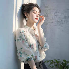 韩版春夏季新款漂亮小衫上衣气质翻领印花衬衣白色碎花衬衫女百搭