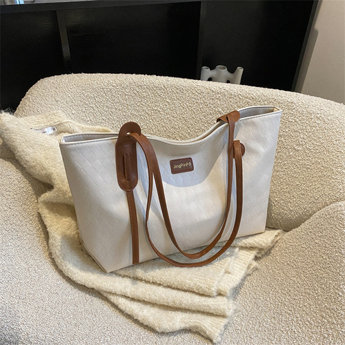 Casual large-capacity bag women's bag 2024 spring and summer new versatile canvas bag commuter shoulder bag simple tote bag