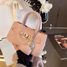 ��С���OӋ��֦�y�K��������2025�¿�r�аٴ�P���б���