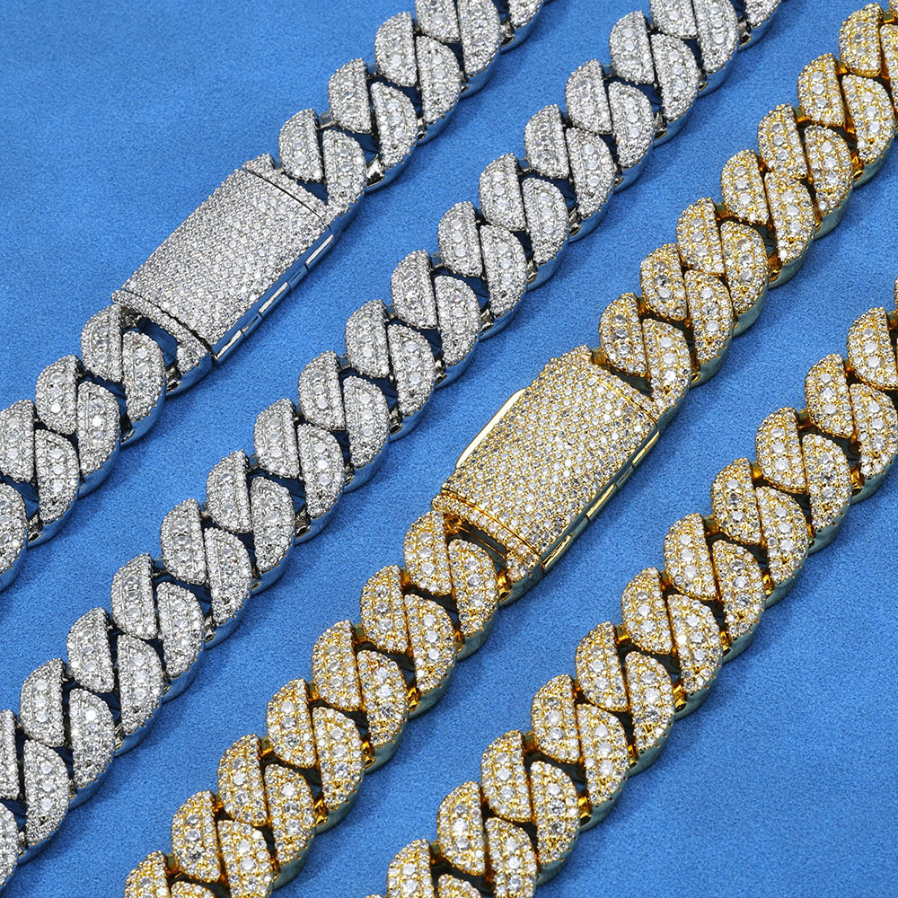 Cuban Chain Bracelet For Men With Full Diamond Zircon And Clasp_voghion.com