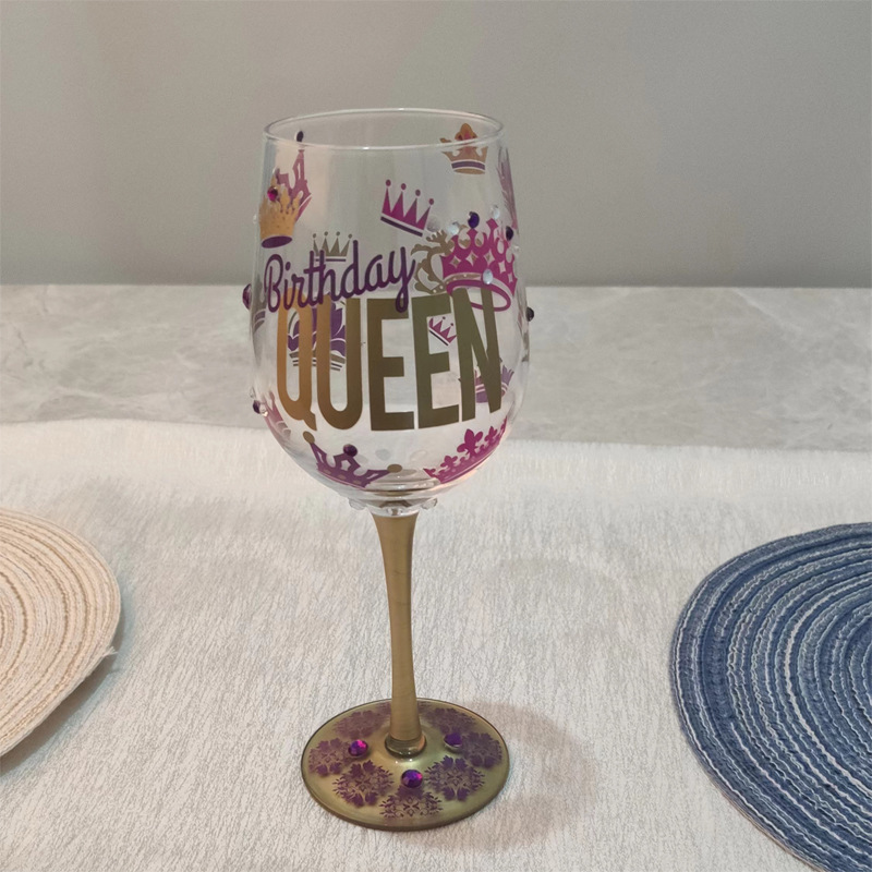 크라운 직경 6.5cm, 높이 22.4cm