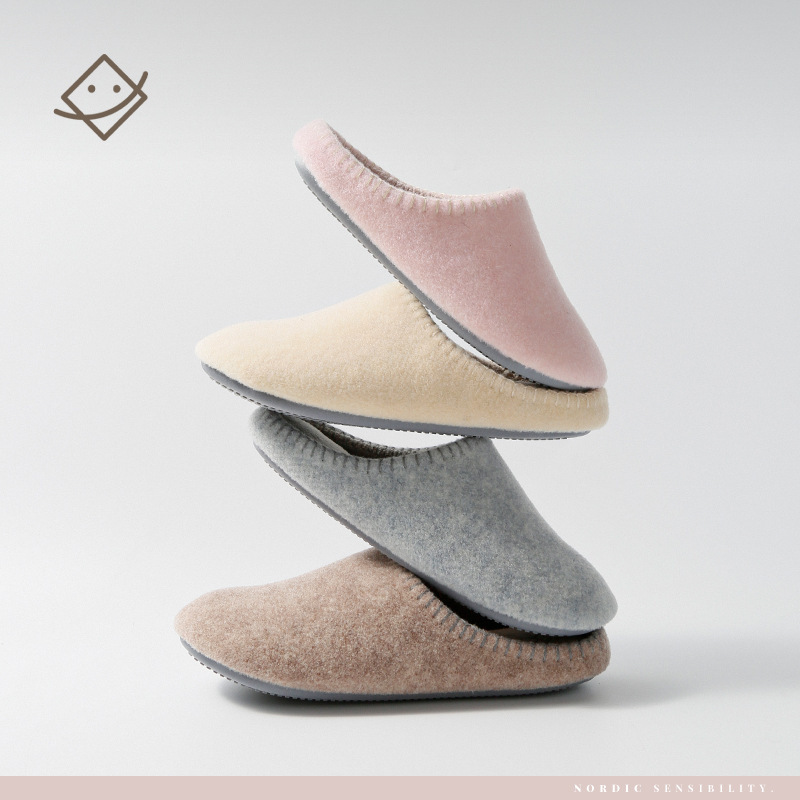 Wool-Lined Women's Winter Indoor Warm Non-Slip Thick-Soled Plush Slippers for Men and Couples