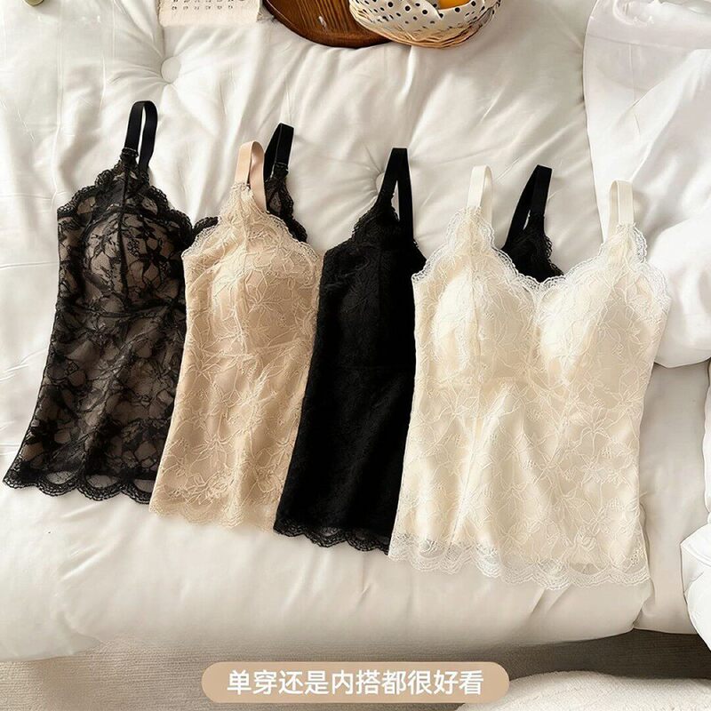 Plus-size lace camisole with beautiful back design, built-in fixed chest pads, suitable for spring and summer, can be worn as an inner or outer layer Plus-size lace camisole with beautiful back design, built-in fixed chest pads, suitable for spring and summer, can be worn as an inner or outer layer