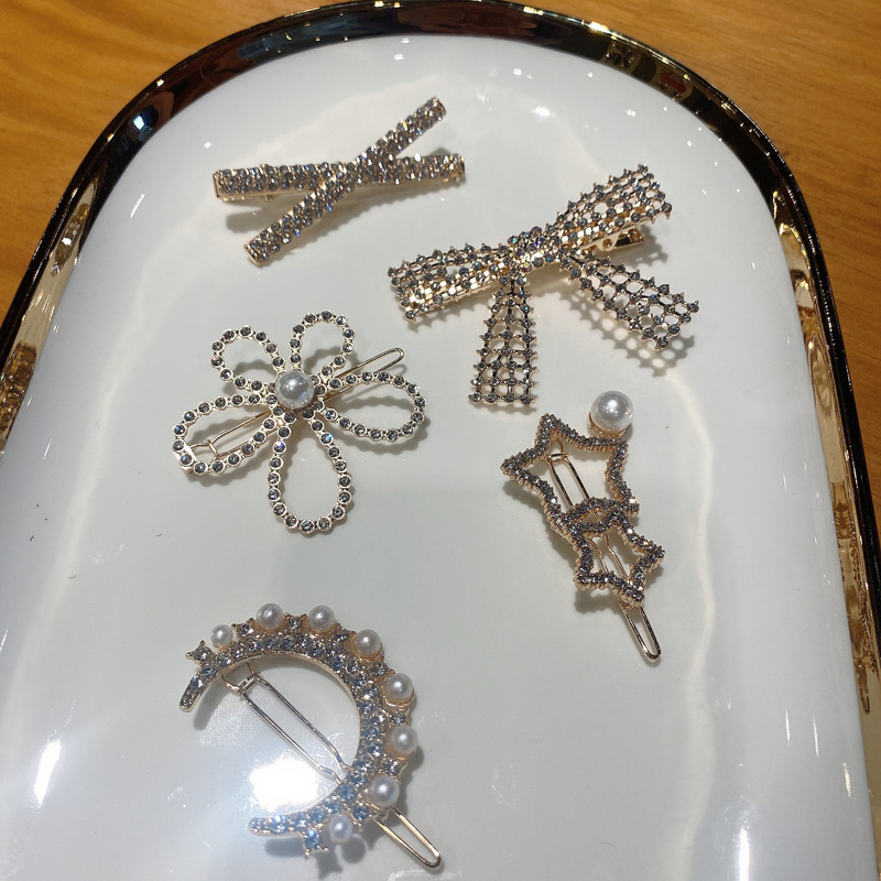 20g Weight Headwear Classification Festival Occasion Bow Knot Pattern Women'S Gender Fashion Style Korean Simple Imitation Pearl Duckbill Hairpin Set 5
