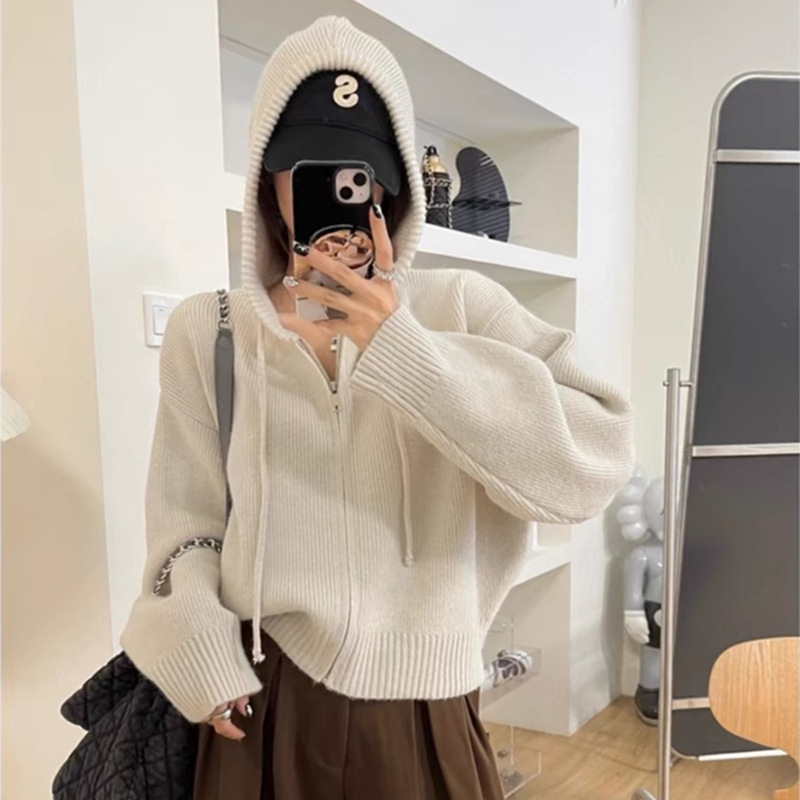 KANING韩系设计感拉链连帽针织开衫女秋新款宽松休闲短款毛衣外套|undefined