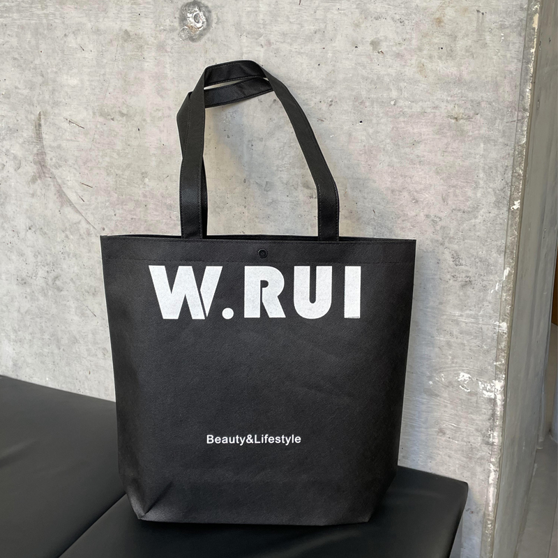 Bolsa de tela no tejida negra para imprimir logotipo de moda de la tienda de ropa de mujer bolsa de publicidad de compras