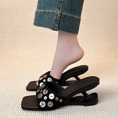【现货】巨好看高跟黑色方头女异形坡跟百搭亮片一字凉拖2025新款